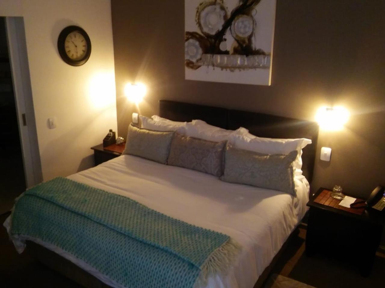 Point B -sustainable Solar Energy 4* Cape Town